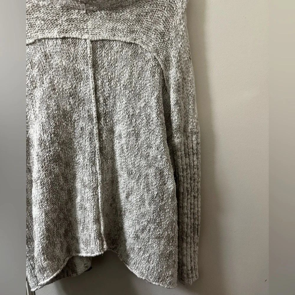 Free People Textured Bouclé Oversized Mock Neck Sweater - XS - Picture 5 of 6